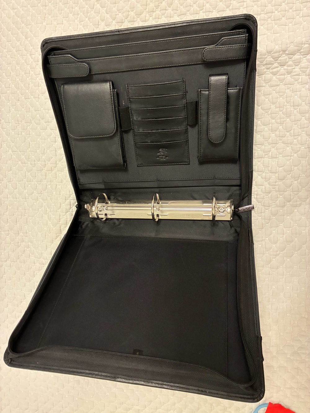Black Men's DayRunner Briefcase + Organizer - Classic Professional Laptop Bag - Picture 3 of 3